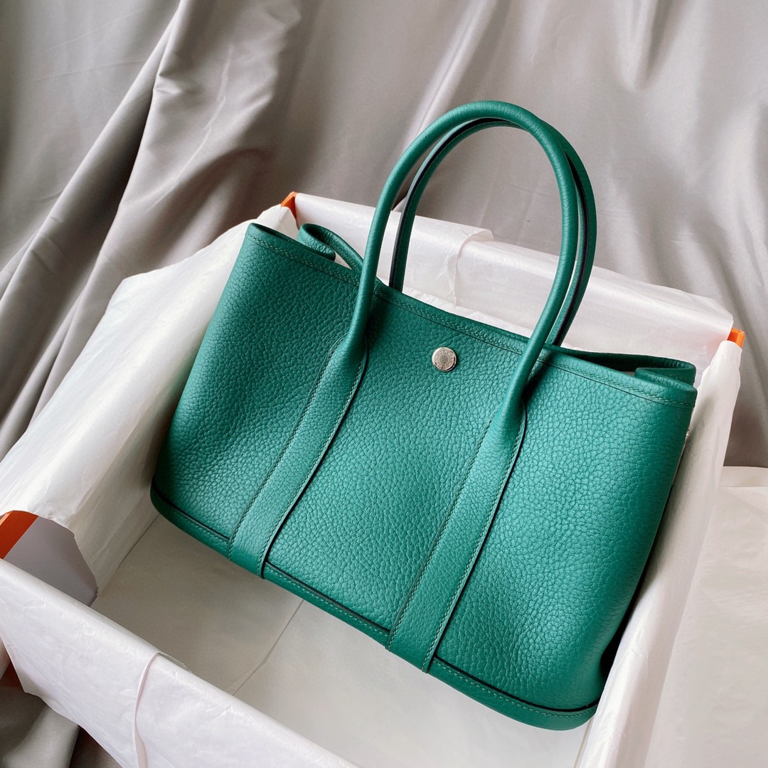 116214_P_12307410808122.jpg