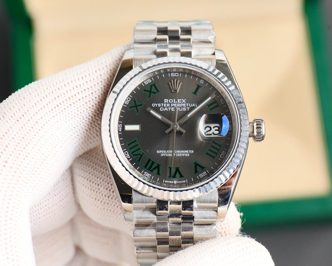 1740461370417-1.jpg