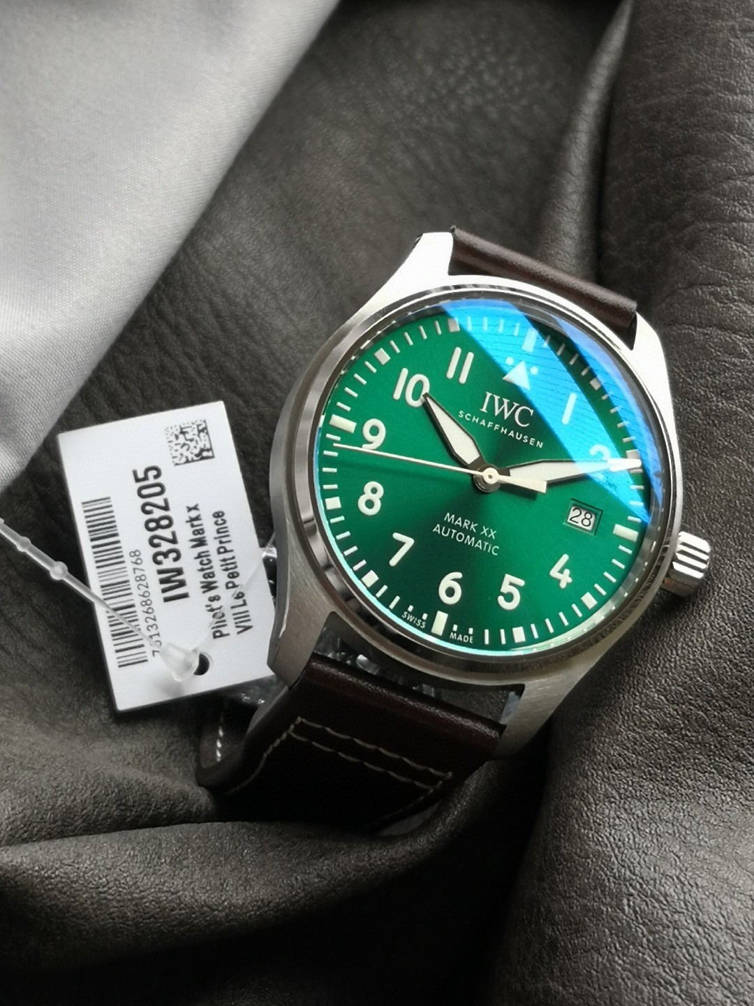 1740553012724-1.jpg