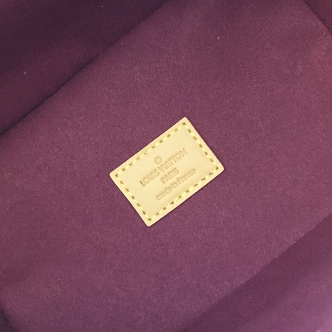 1745475773032.jpg